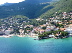 Отель Opatija Centar  Опатия
